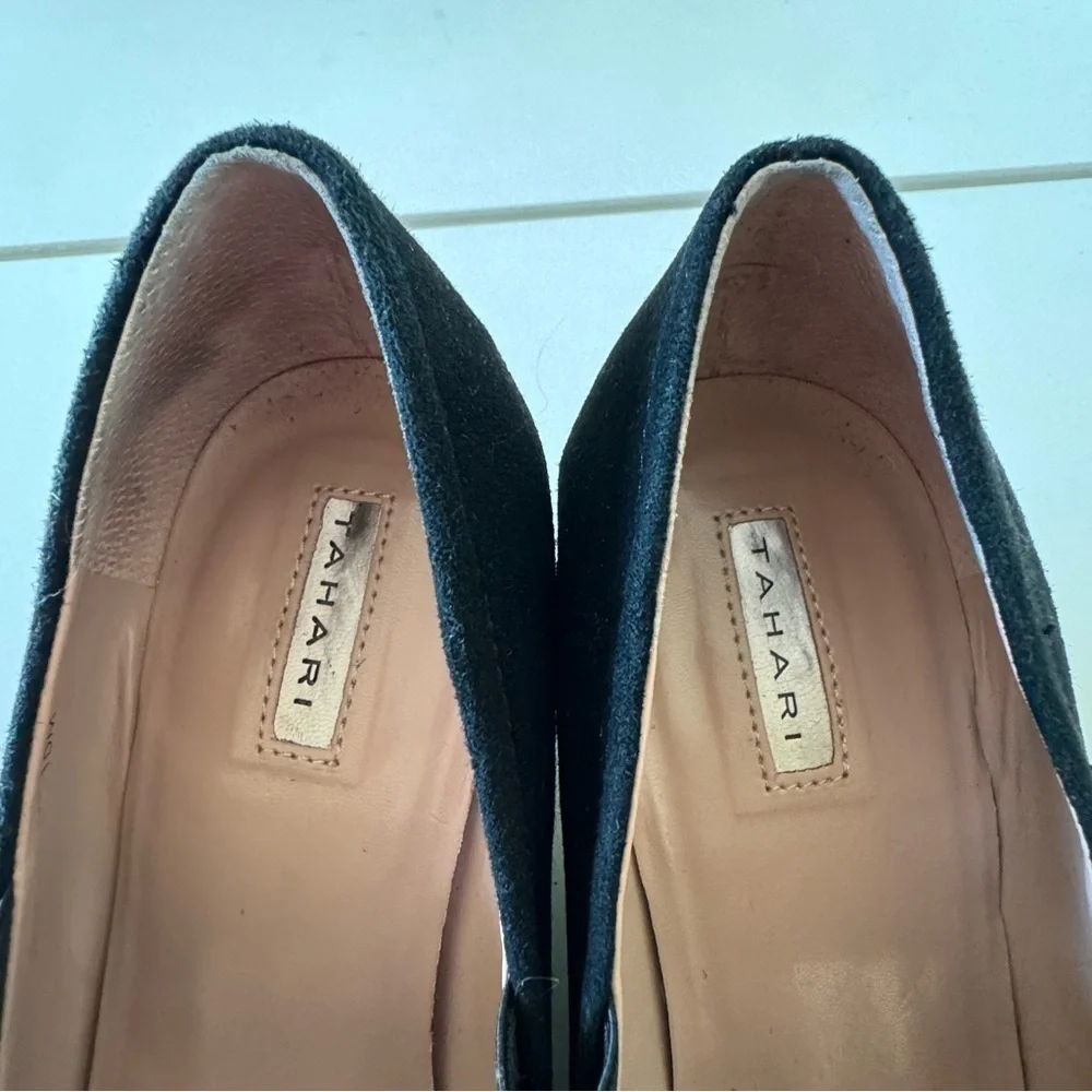 Tahari Debbie Black Suede Mary Jane Strap Platform Heels Pumps Size 10